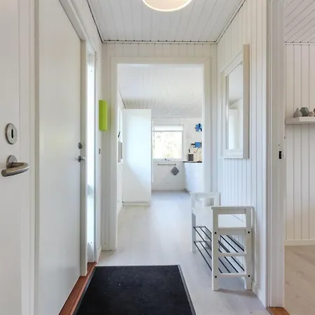 Touko - 850m From The Sea By Interhome Bøtø By